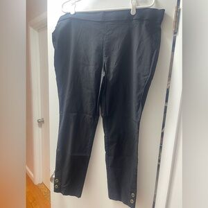 Black pants. XL